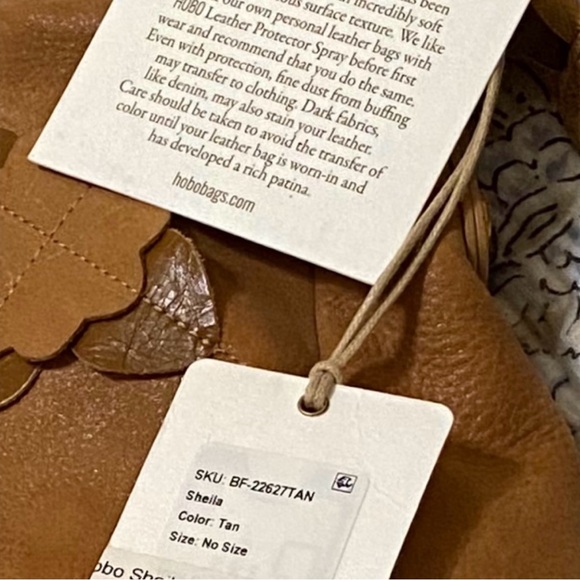HOBO SHEILA BUFFED LARGE SATCHEL - NWT TAN - Picture 6 of 7
